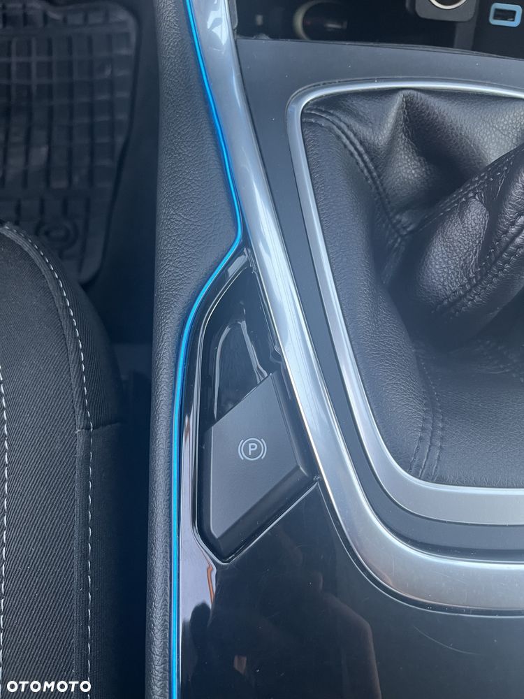 Ford S-Max 2.0 TDCi Trend - 10
