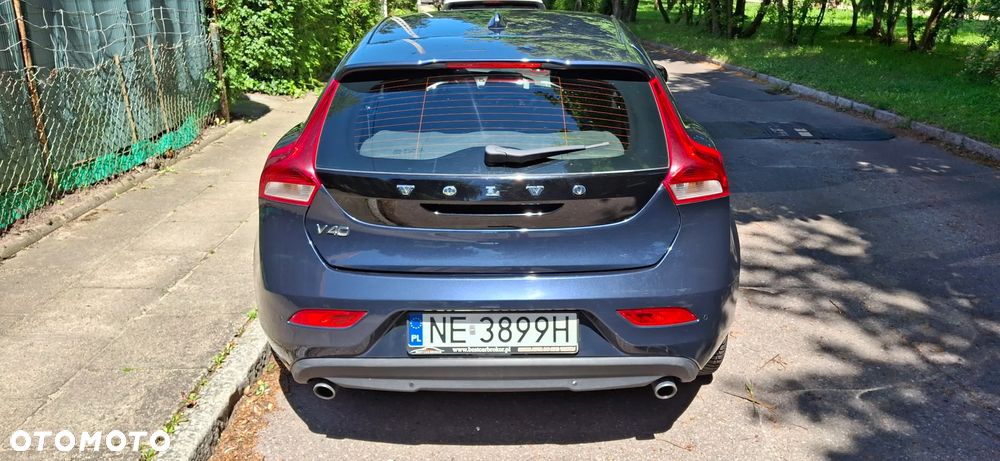Volvo V40 - 2