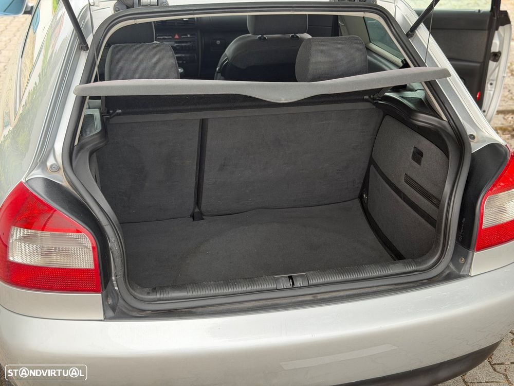 Audi A3 1.6 Attraction - 14