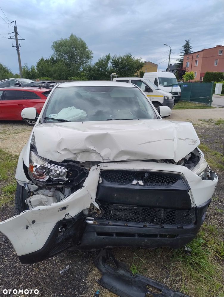 Mitsubishi ASX - 3