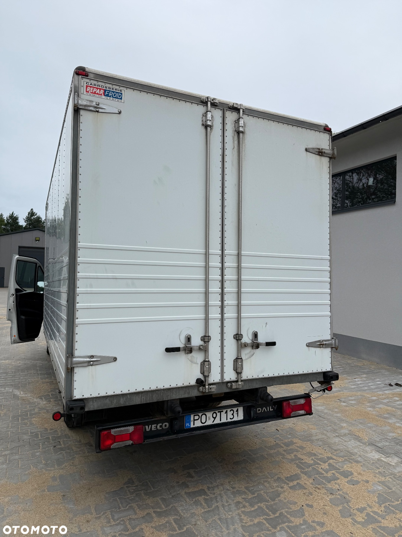 Iveco Daily winda 2,3 kontener - 9