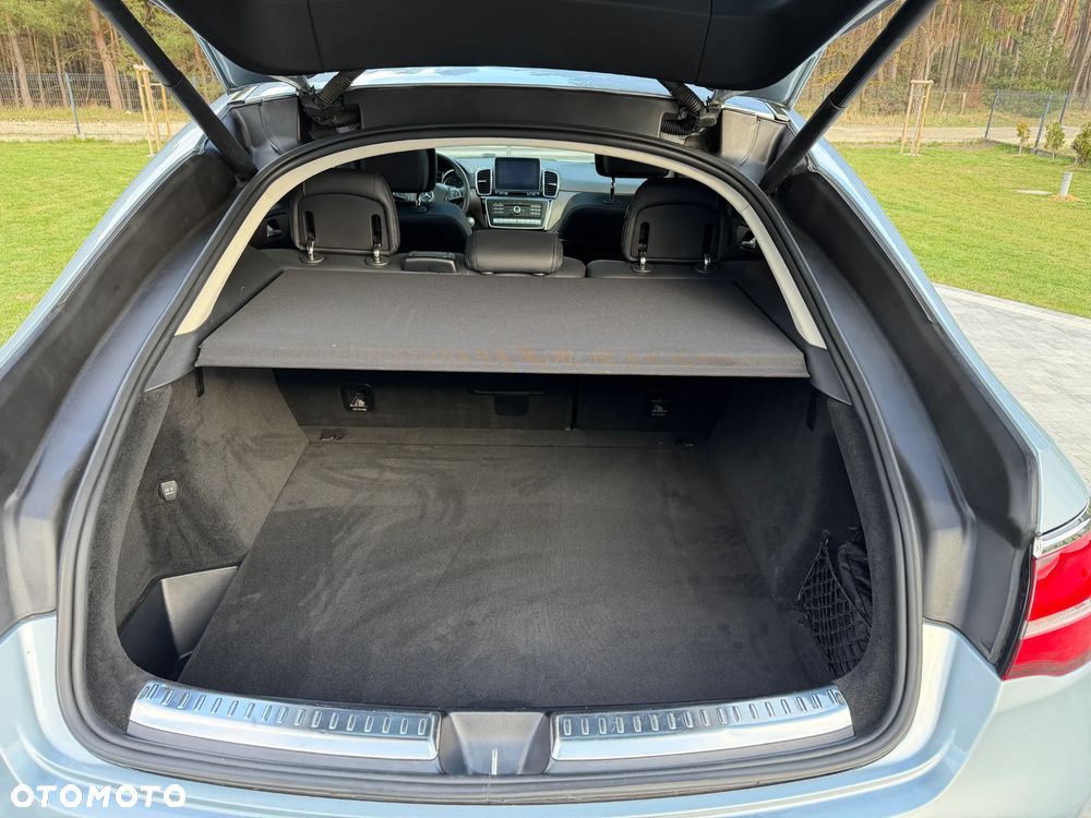 Mercedes-Benz GLE - 25