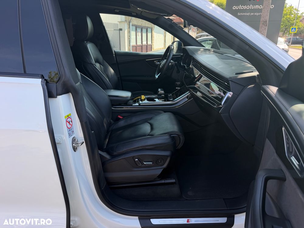 Audi Q8 - 14