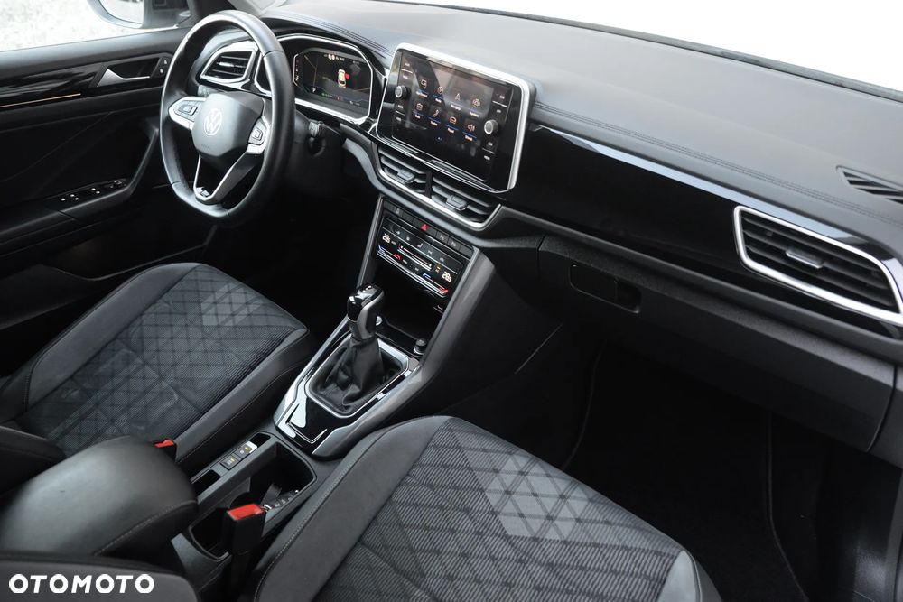 Volkswagen T-Roc - 35