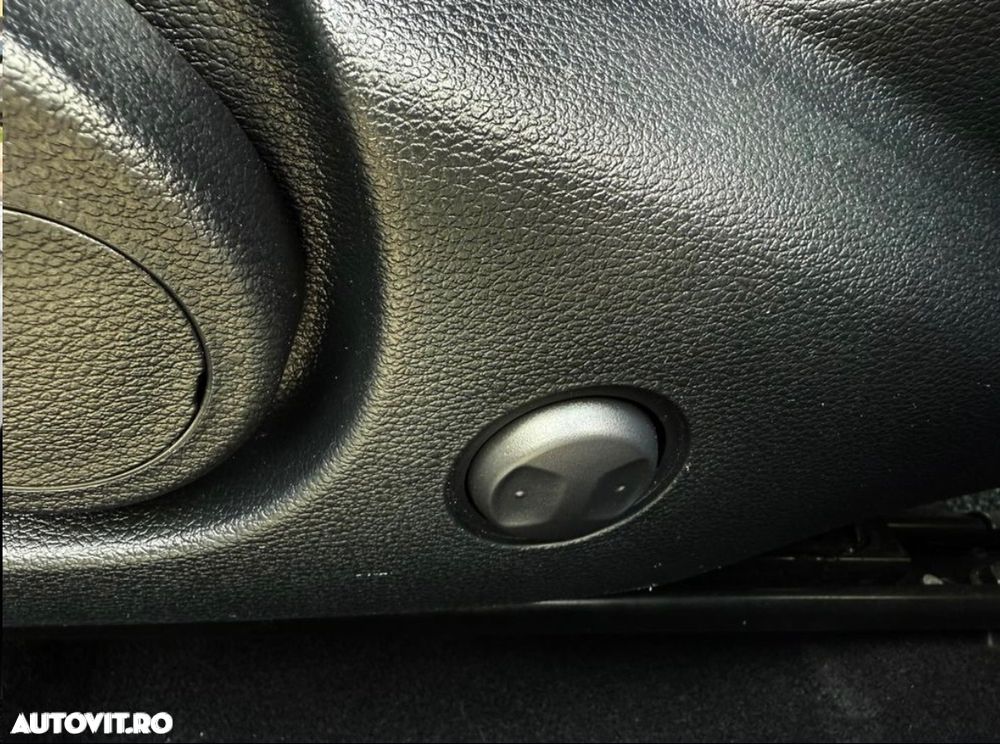Kia Ceed - 36