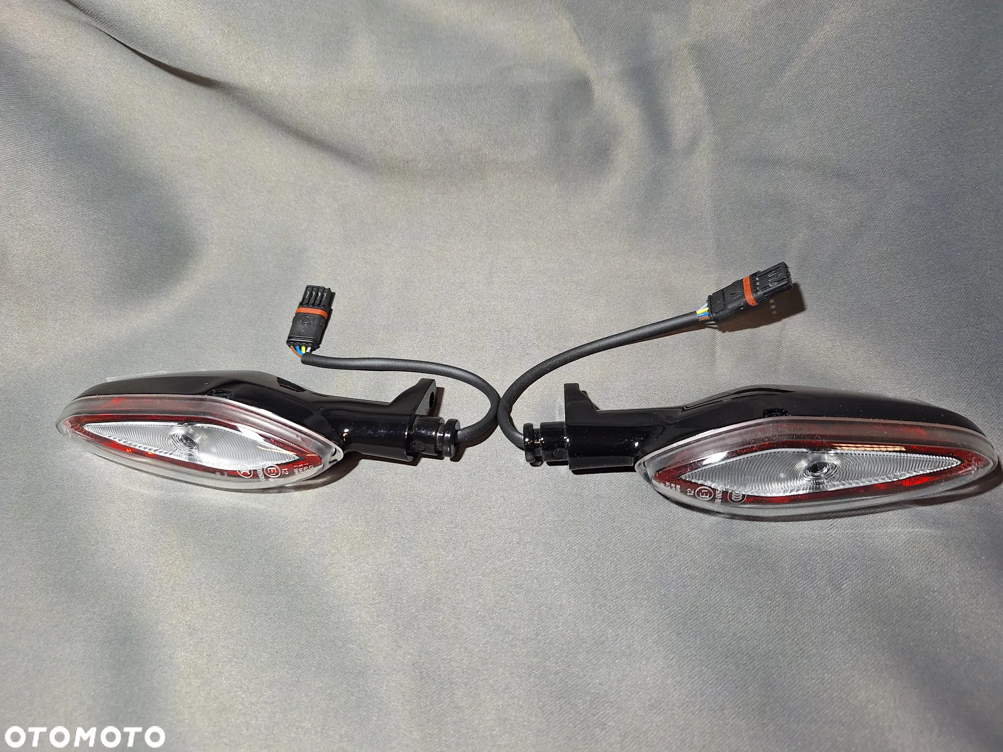 BMW R 18 R18 KIERUNKOWSKAZ MIGACZ CZARNY, STOP, POZYCJA, WTYCZKA, E1, 3w1 LED 500 zł - 2