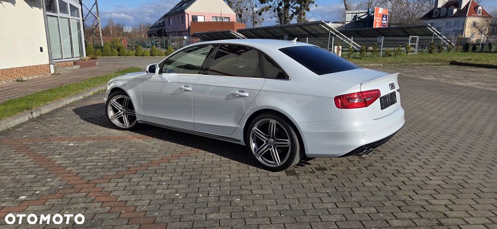 Audi A4 Limousine 2.0 TDI - 17