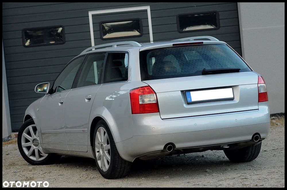 Audi A4 Avant 2004 photo 3