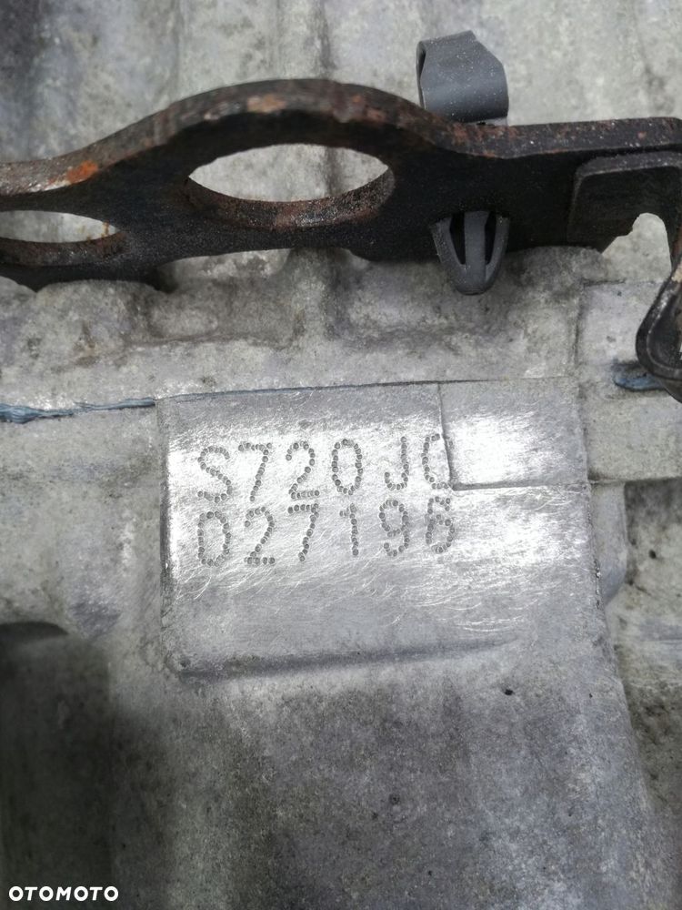 kia carens skrzynia biegów s720j0 6-biegowa 2.0 diesel 138km 2008r - 3