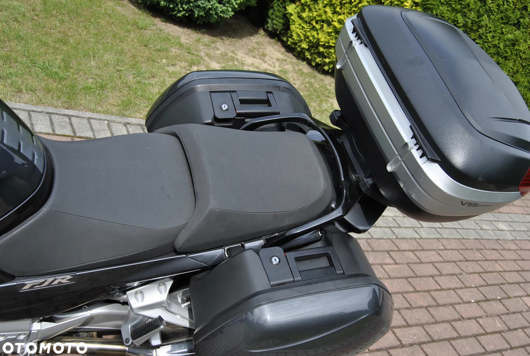 Yamaha FJR - 12