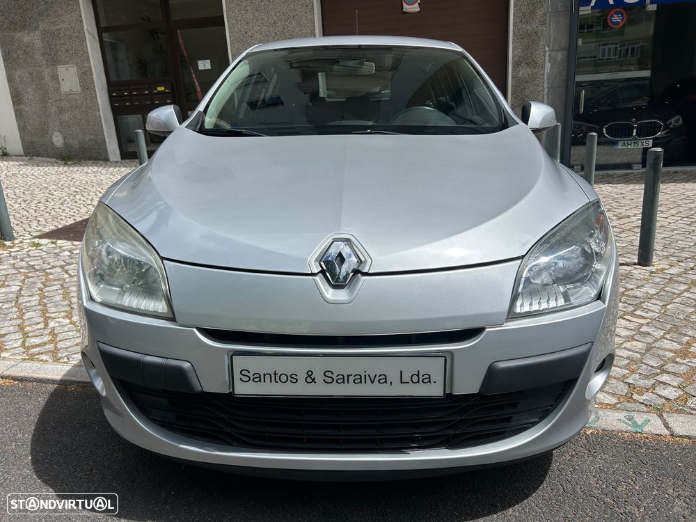 Renault Mégane 1.5 dCi Dynamique - 6