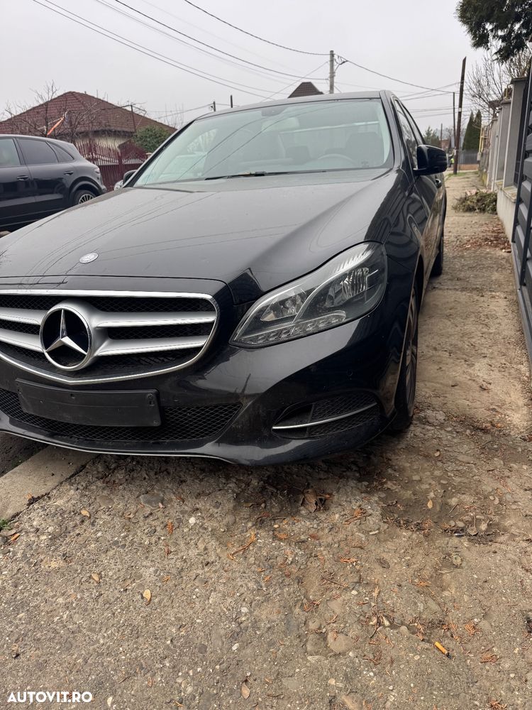 Mercedes-Benz E 300 T BlueTEC 9G-TRONIC Elegance - 1