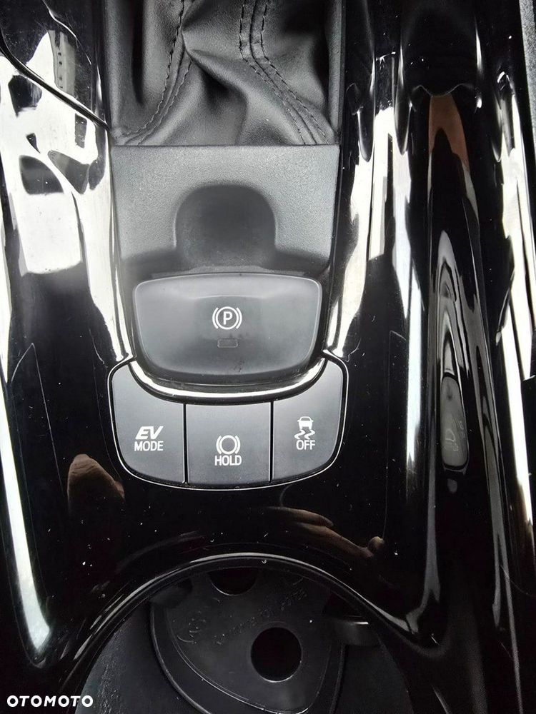 Toyota C-HR - 28