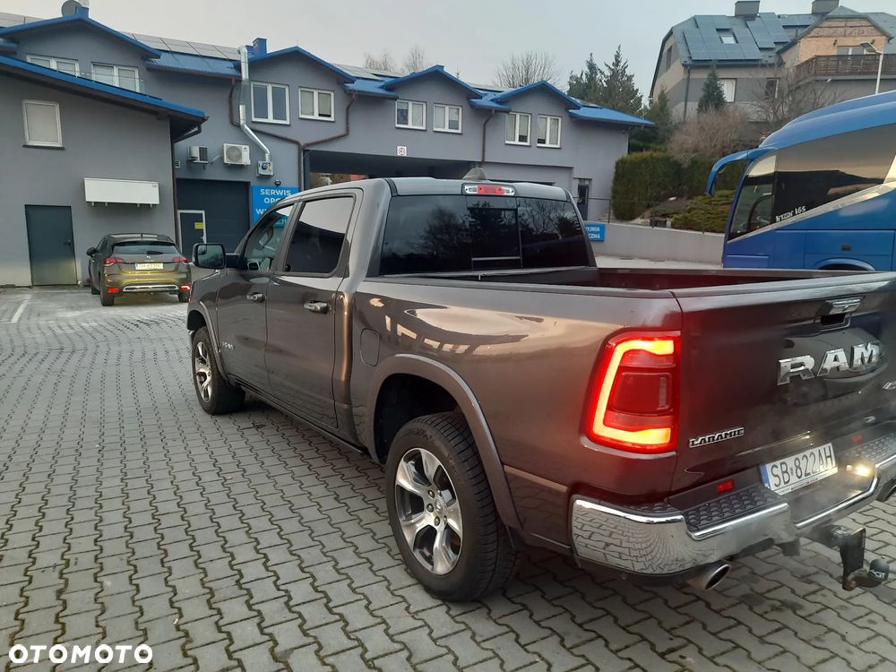 RAM 1500 5.7 Crew Cab Laramie - 19