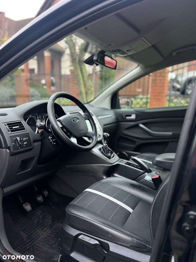 Ford Kuga 2.0 TDCi Titanium - 28