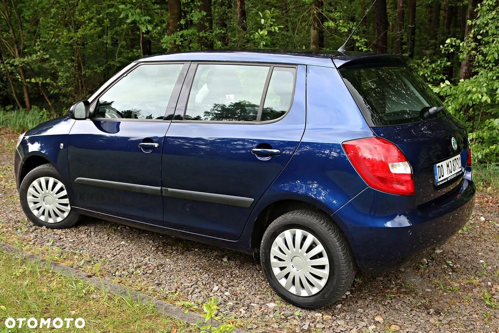 Skoda Fabia 1.2 HTP Ambiente - 27