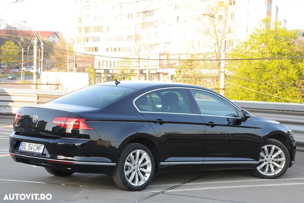 Volkswagen Passat 2.0 TDI DSG Highline - 27