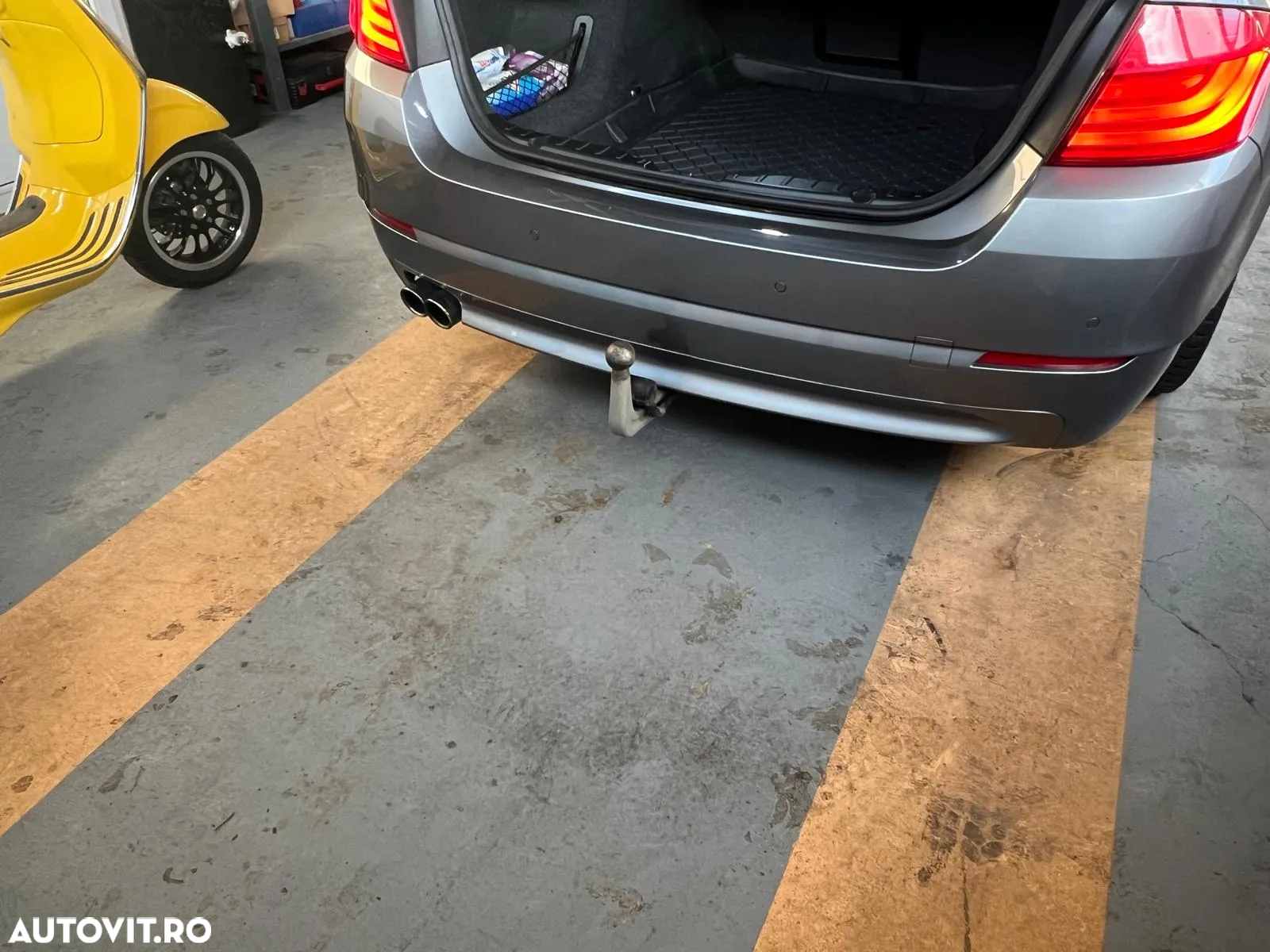 BMW Seria 5 525d xDrive - 17