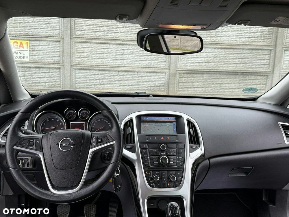 Opel Astra IV 1.6 T Cosmo - 5