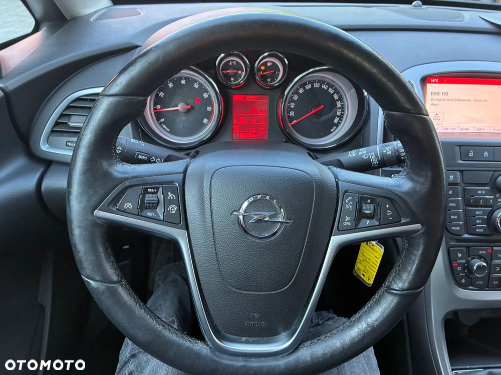 Opel Astra 1.4 T Cosmo EU6 - 8