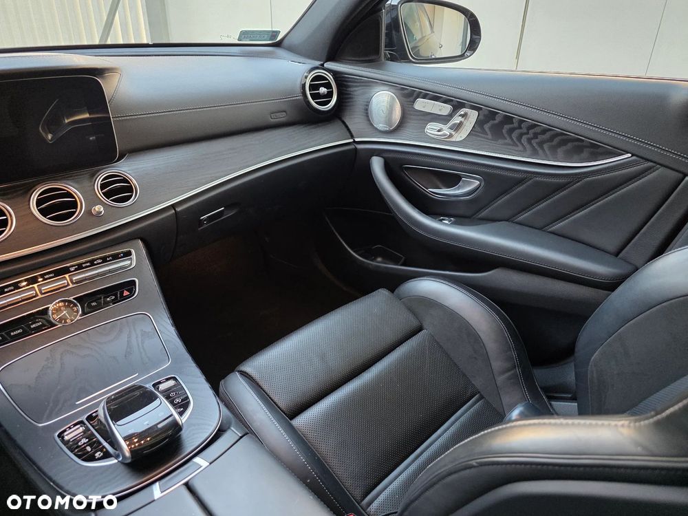 Mercedes-Benz Klasa E - 18