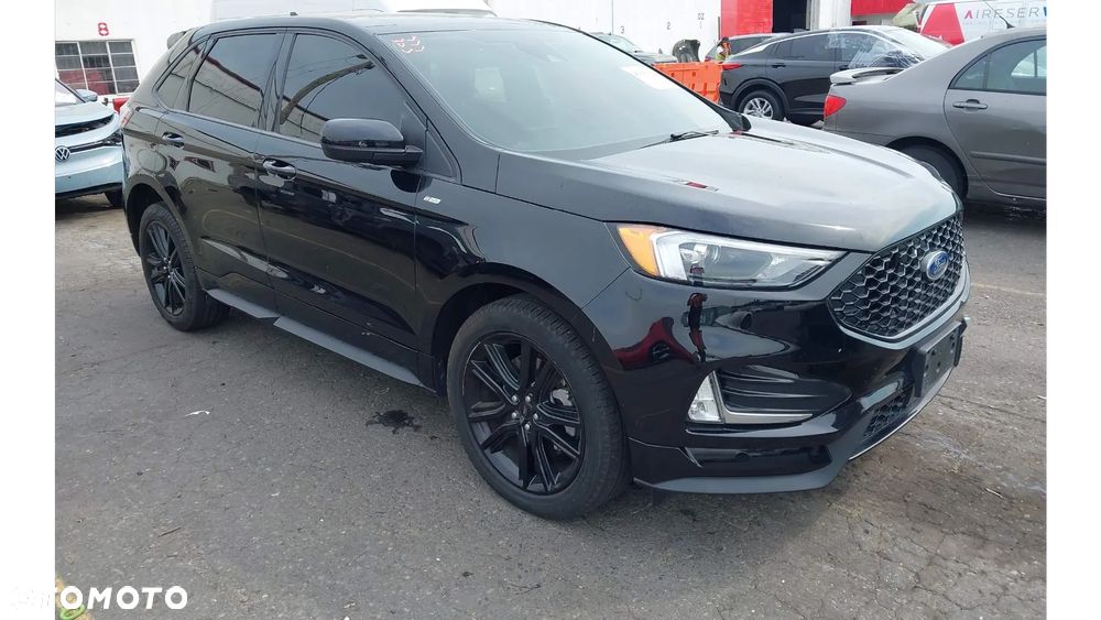 Ford Edge - 2
