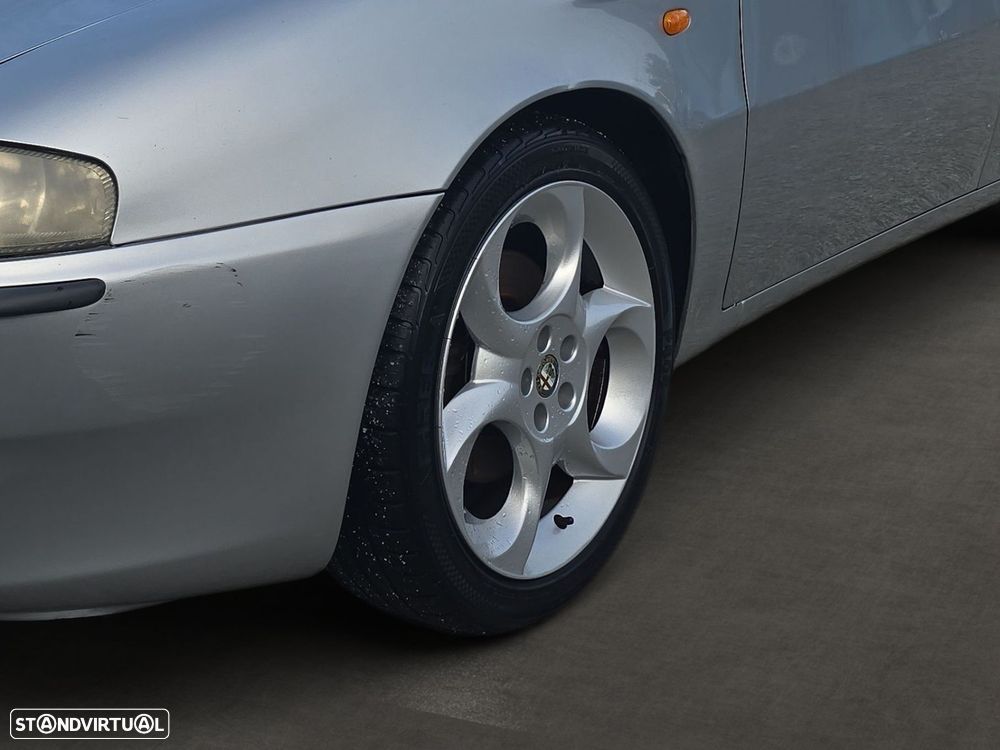 Alfa Romeo 147 1.9 JTD 16V Distinctive - 6
