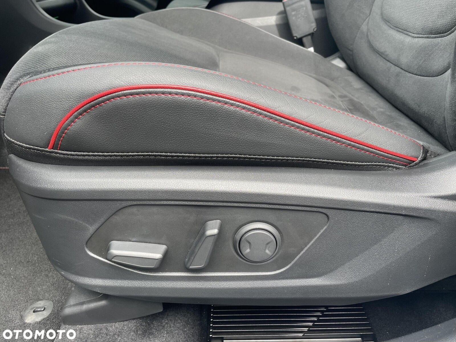 Hyundai Tucson 1.6 T-GDi HEV N-Line 2WD - 13