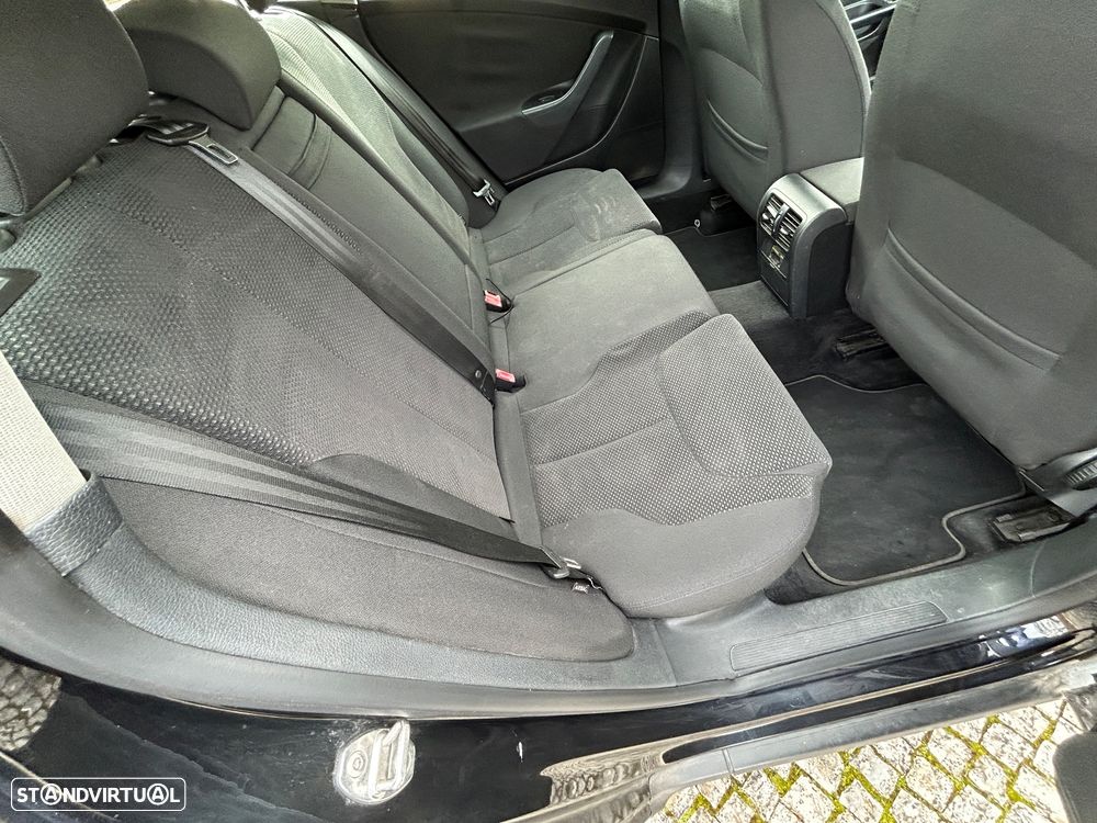 VW Passat Variant 1.9 TDi Confortline - 9