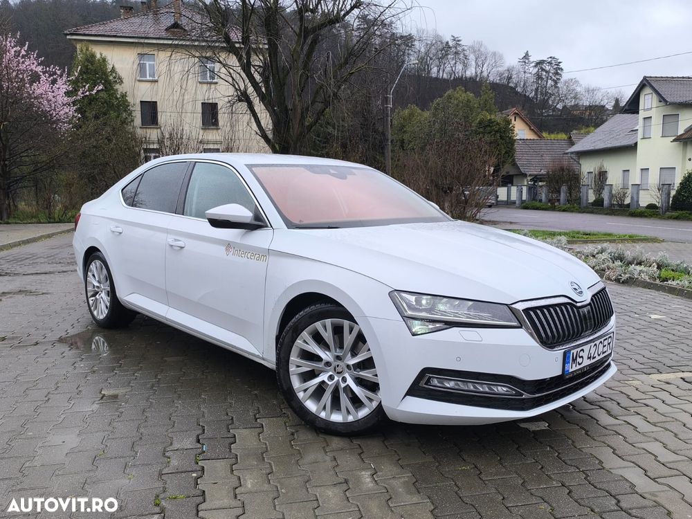 Skoda Superb 2.0 TDI DSG Style - 10