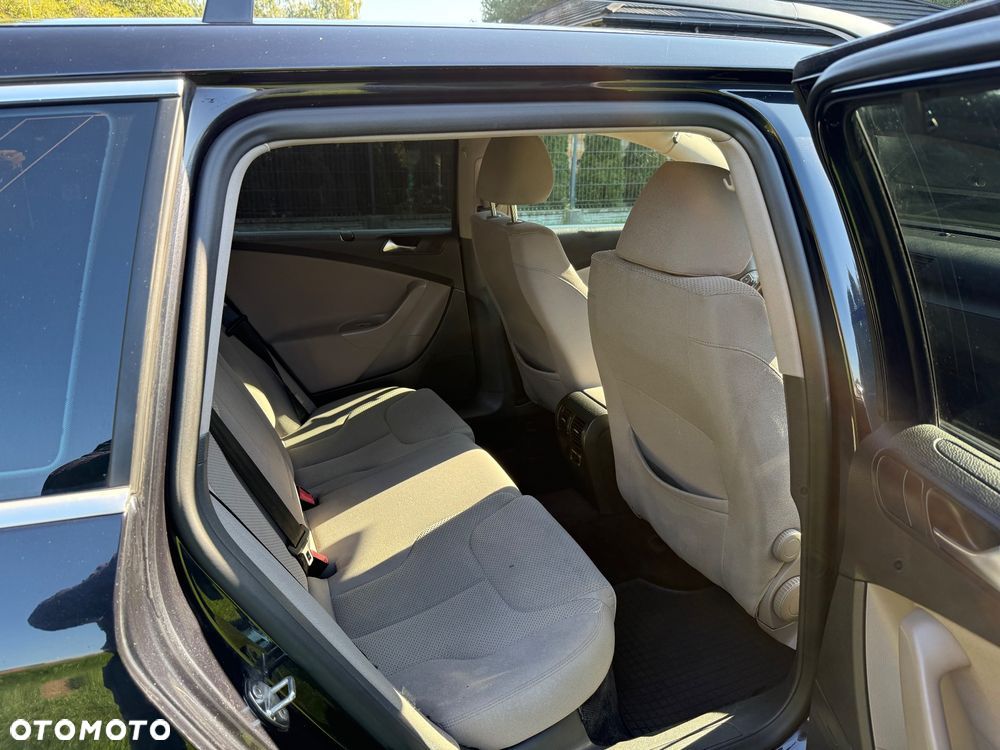 Volkswagen Passat 2.0 TDI Comfortline - 3