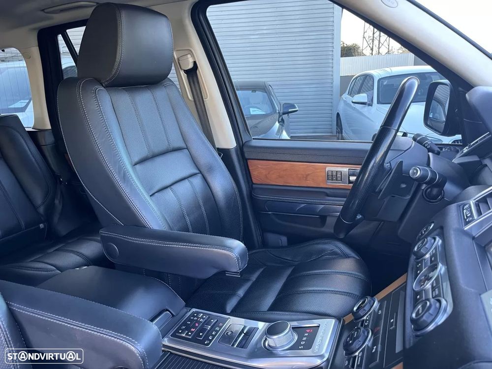 Land Rover Range Rover Sport 3.0 SDV6 HSE Black - 58