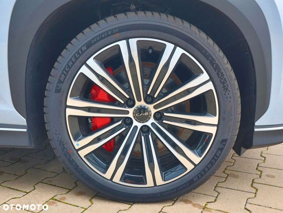 BYD Sealion 7 - 18
