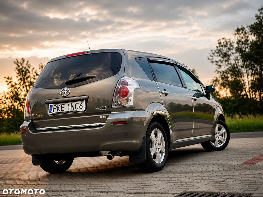 Toyota Corolla 2.0 D-4D Premium - 3