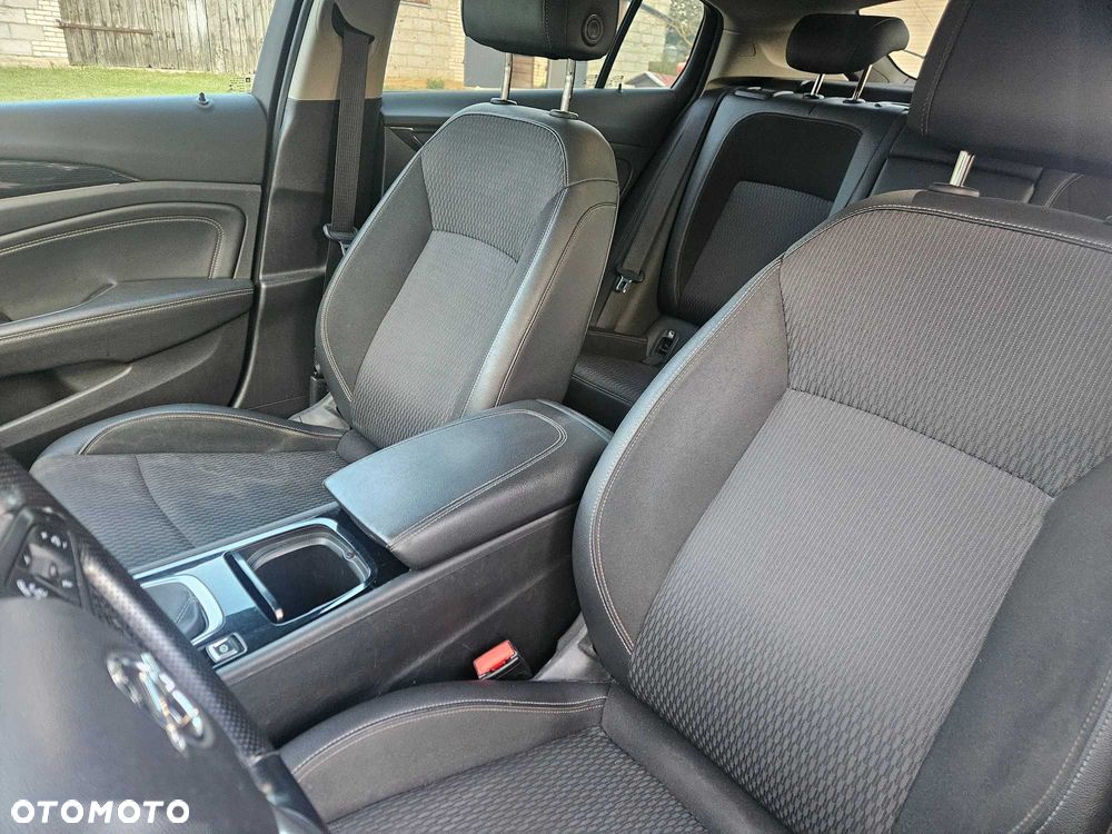 Opel Insignia - 7