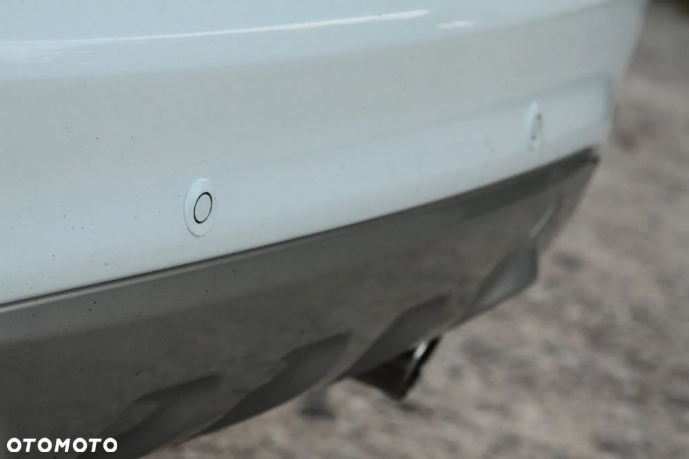 Ford Kuga 2.0 TDCi 4x4 Titanium - 21