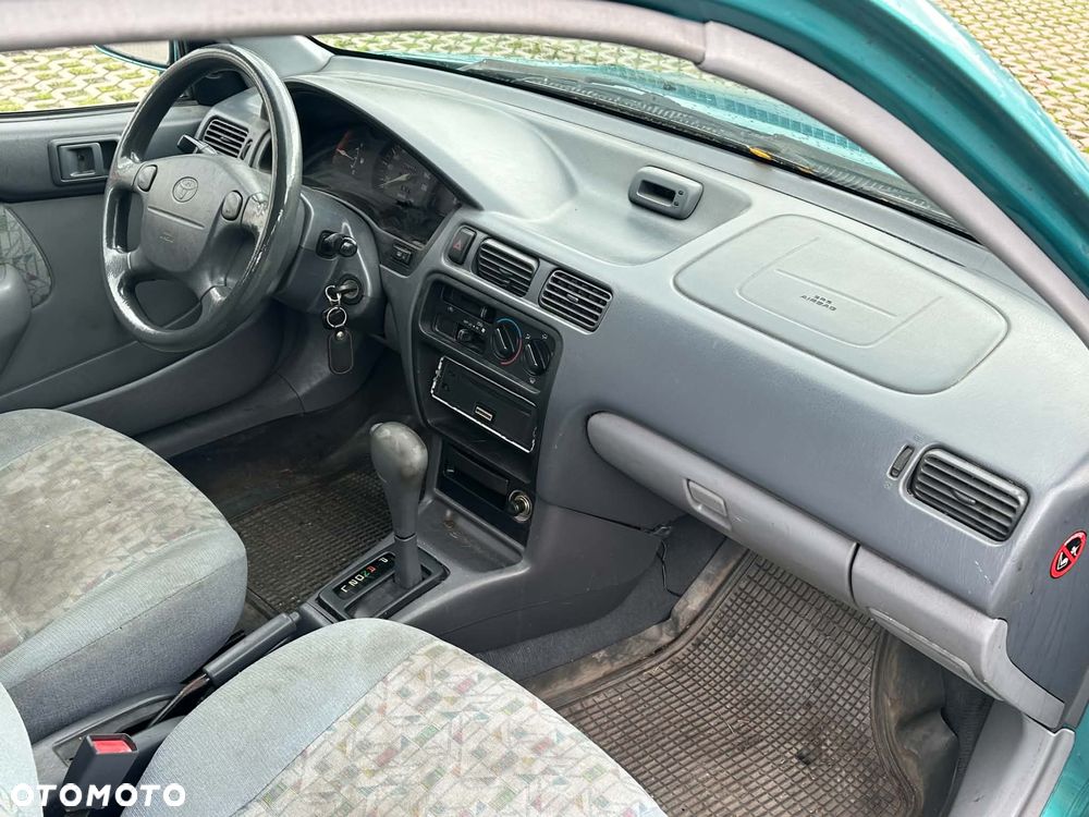 Toyota Starlet - 5