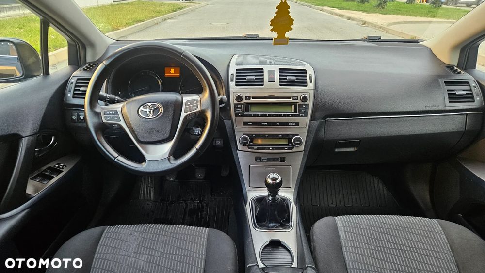 Toyota Avensis 2.0 D-4D Premium - 25