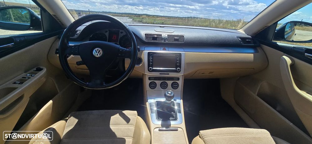 VW Passat 2.0 TDI 4M Highline - 7