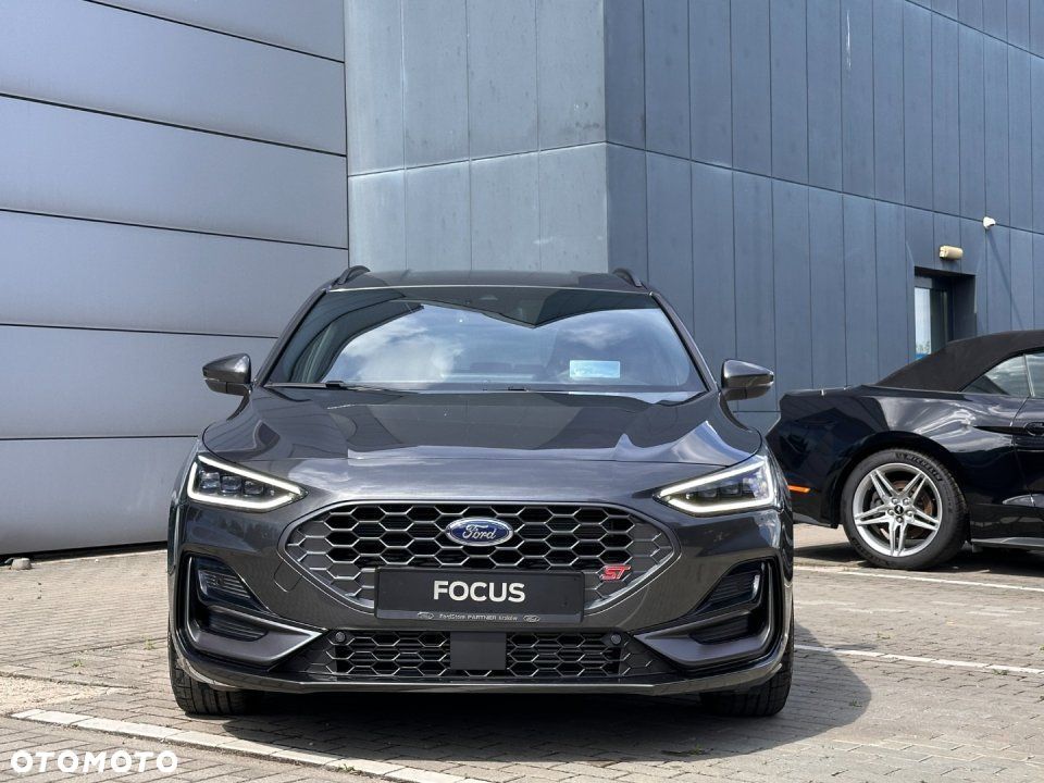 Ford Focus - 2