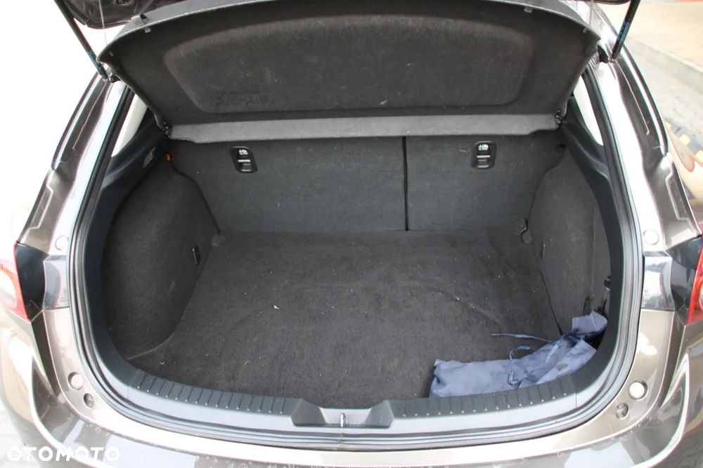 Mazda 3 SKYACTIV-G 120 Sports-Line - 16