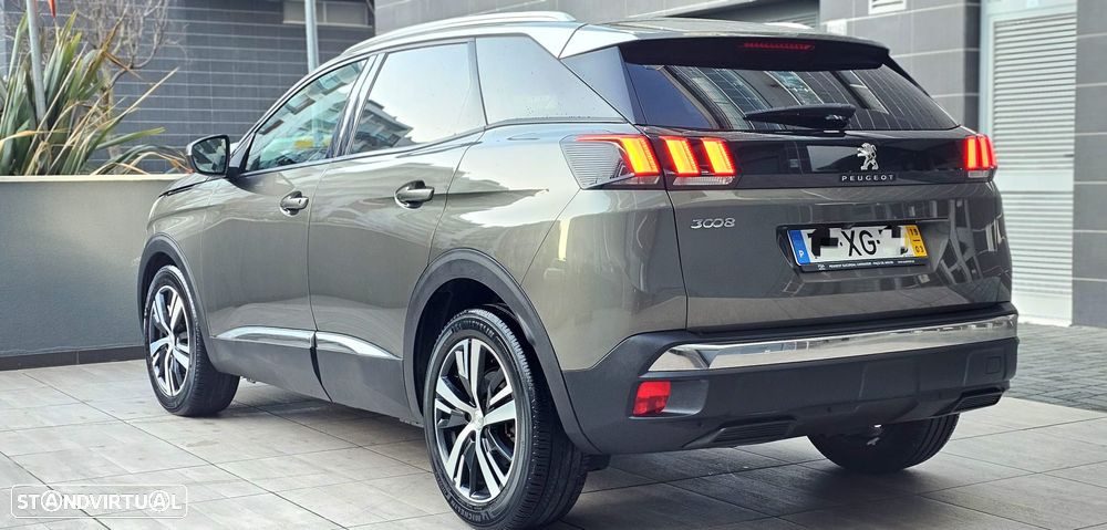 Peugeot 3008 1.5 BlueHDi Allure Pack - 2