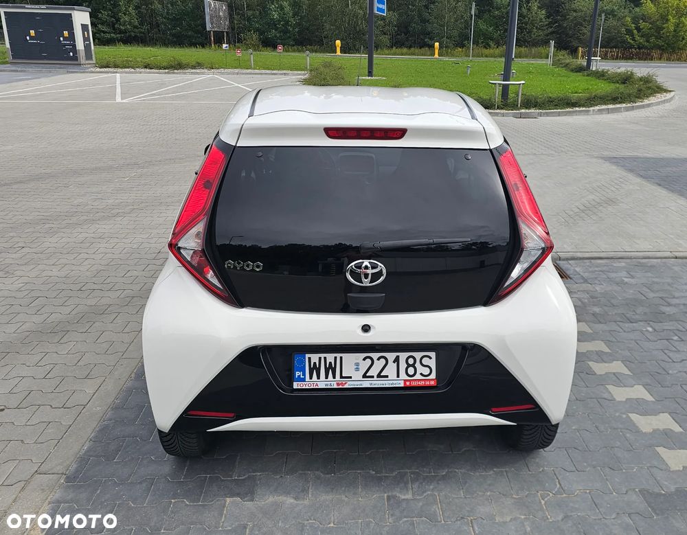 Toyota Aygo x-play - 8