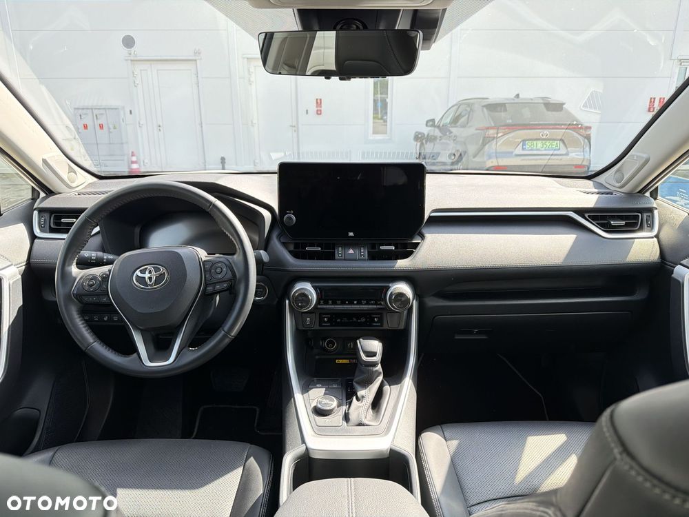 Toyota RAV4 - 12