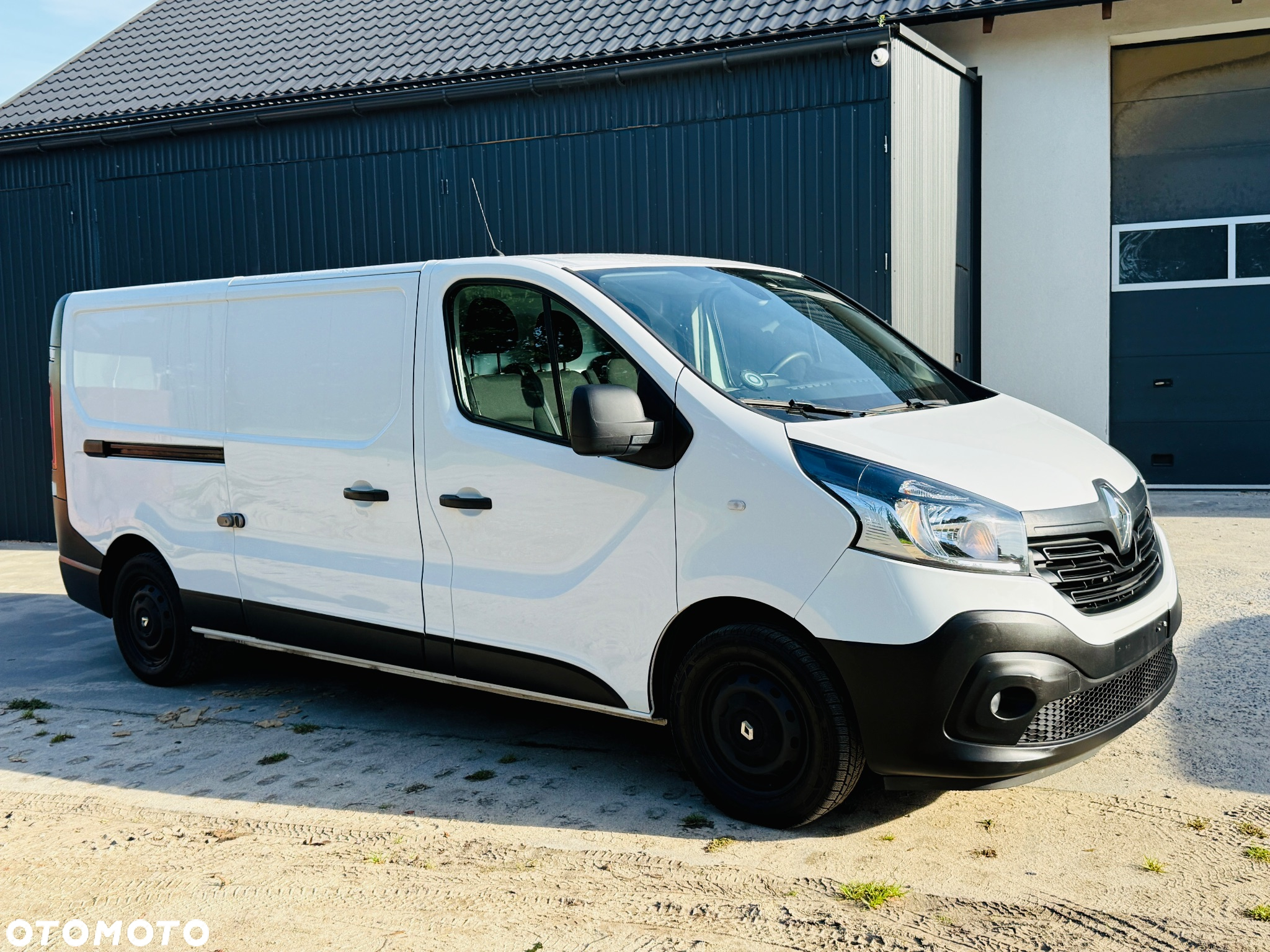 Renault Trafic - 26
