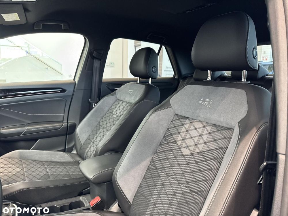 Volkswagen T-Roc - 11