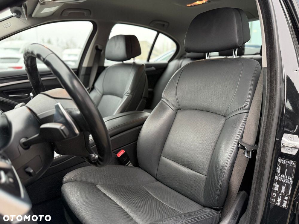 BMW Seria 5 - 21
