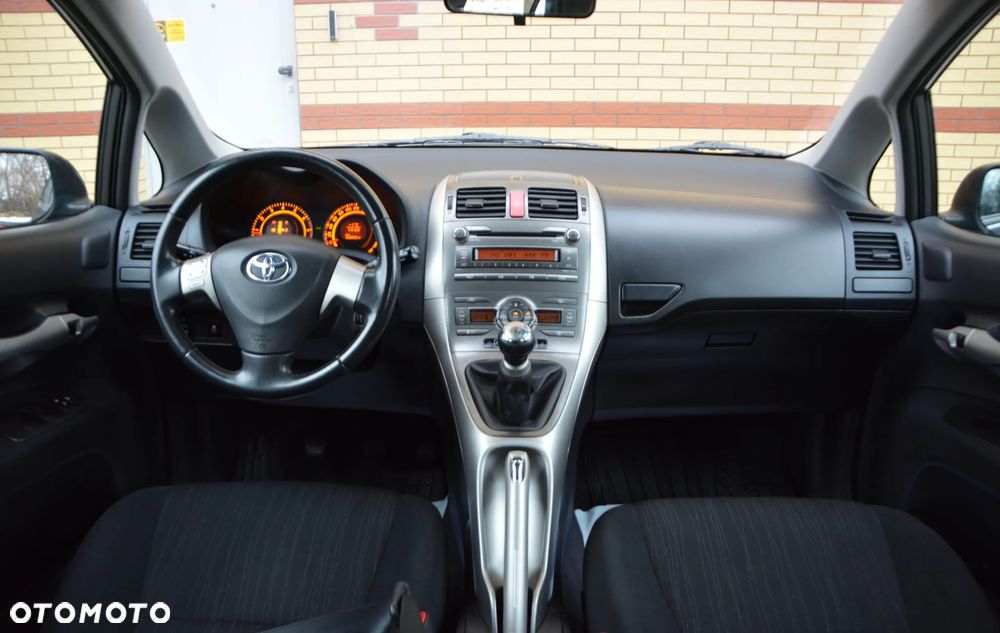 Toyota Auris 1.4 VVT-i - 6