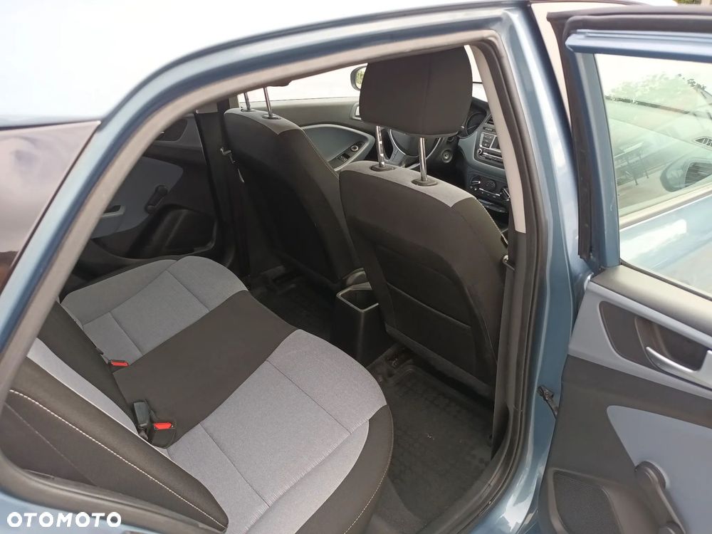 Hyundai i20 1.2 Elegant - 9