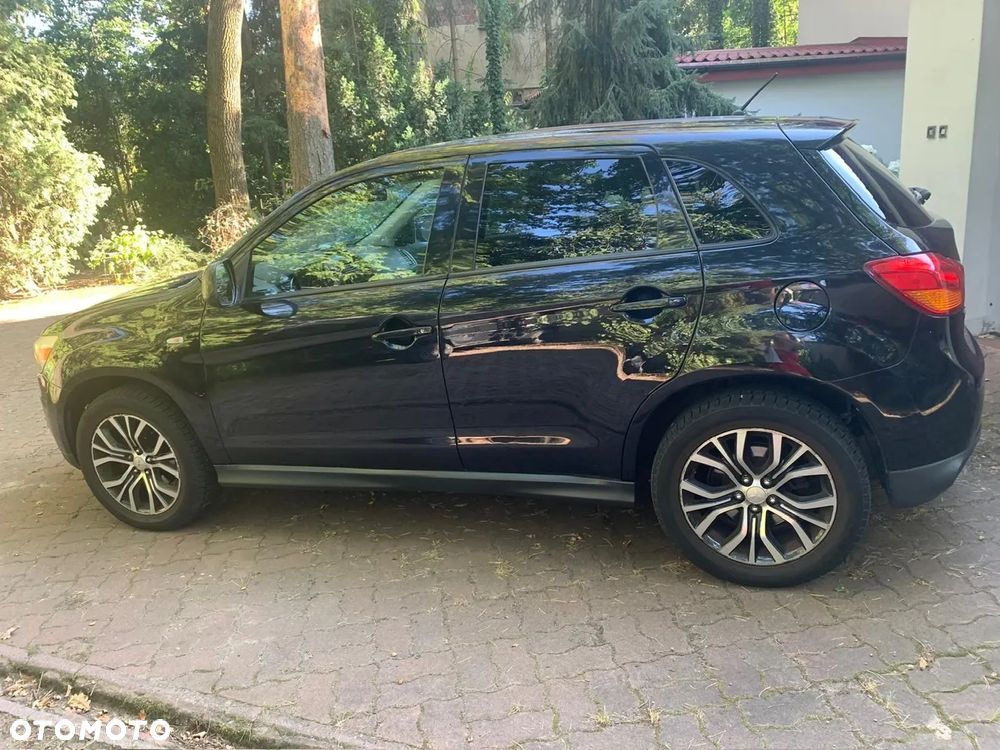 Mitsubishi Outlander 2.0 4WD Invite - 1